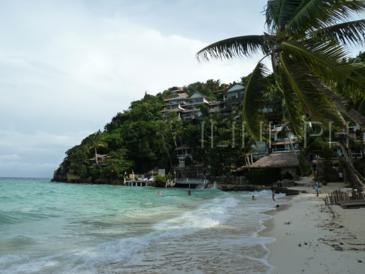 the beach house boracay