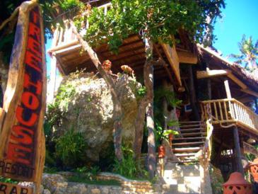 tree house boracay_entrance