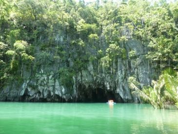 underground river tour_entrance