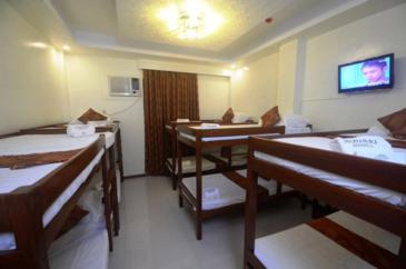 aquari suites palawan_dorm room