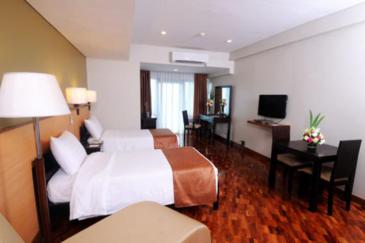 malayan plaza hotel_studio deluxe