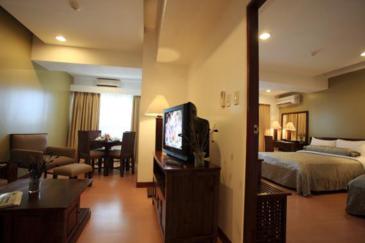 malayan plaza hotel_one bedroom premiere