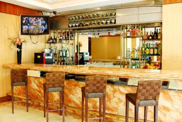 city garden suites manila_bar