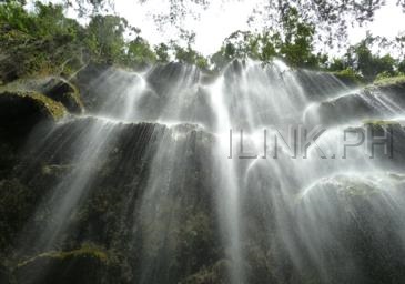 tumalog falls oslob