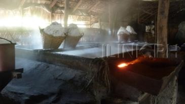 ilocos tour_salt making