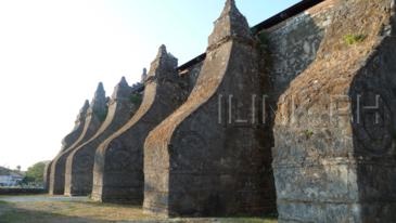 paoay church_exterior