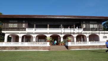 paoay lake_exterior