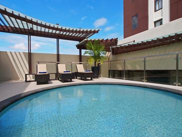 seda hotel cagayan de oro_swimming pool