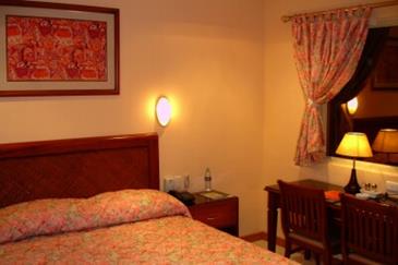 pacific breeze hotel_deluxe room