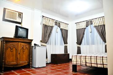 grand octagon resort_junior suite