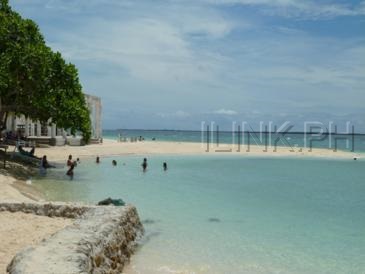 island hopping in cebu_swimming area