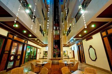 legend hotel palawan_atrium