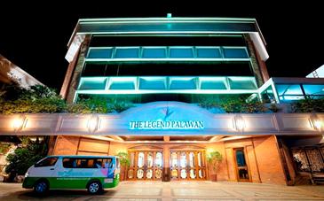 legend hotel palawan_facade