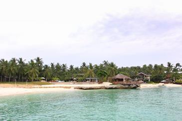 mangodlong paradise beach resort_view from sea