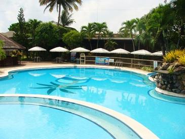 ritz hotel davao_pool