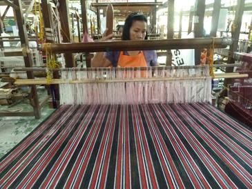 baguio tour_weaving