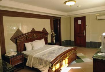henann garden resort_family room2