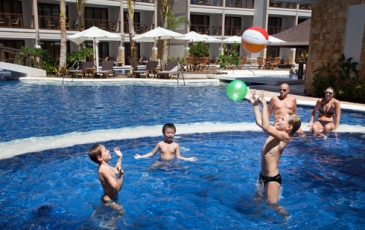 regency lagoon_swimming pool