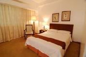 hotel near US embassy manila
