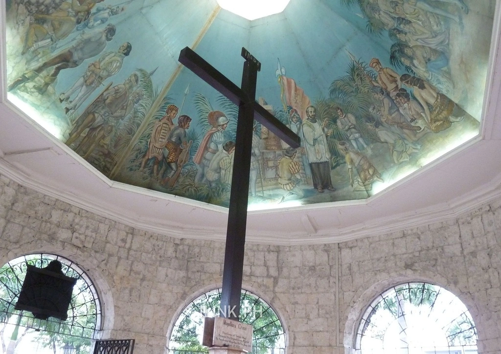 Magellan's Cross