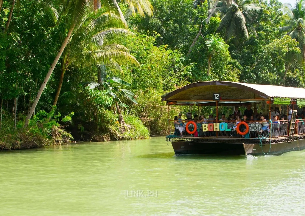 loboc river cruise